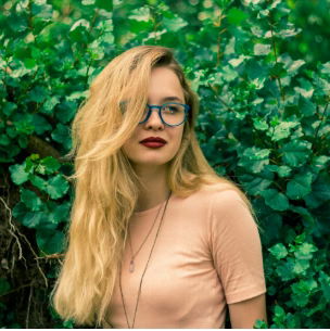Margot<em> F.</em>